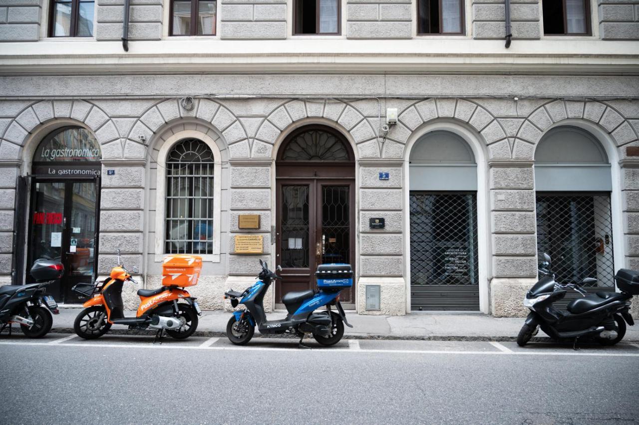 La Casa Di Gabri Trieste Centro Exterior foto